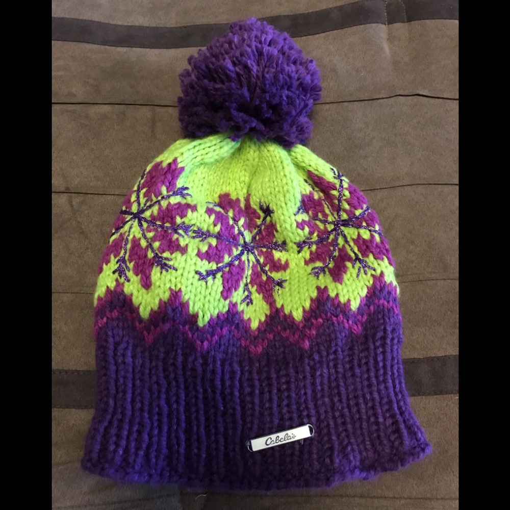Women’s Cabela’s winter hat